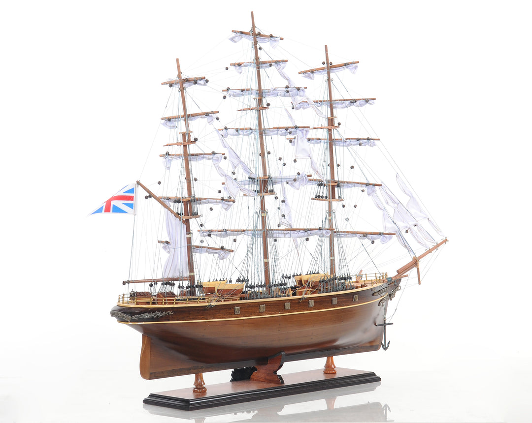 1800s Hand-Built Cutty Sark Clipper Ship Model w/Sails