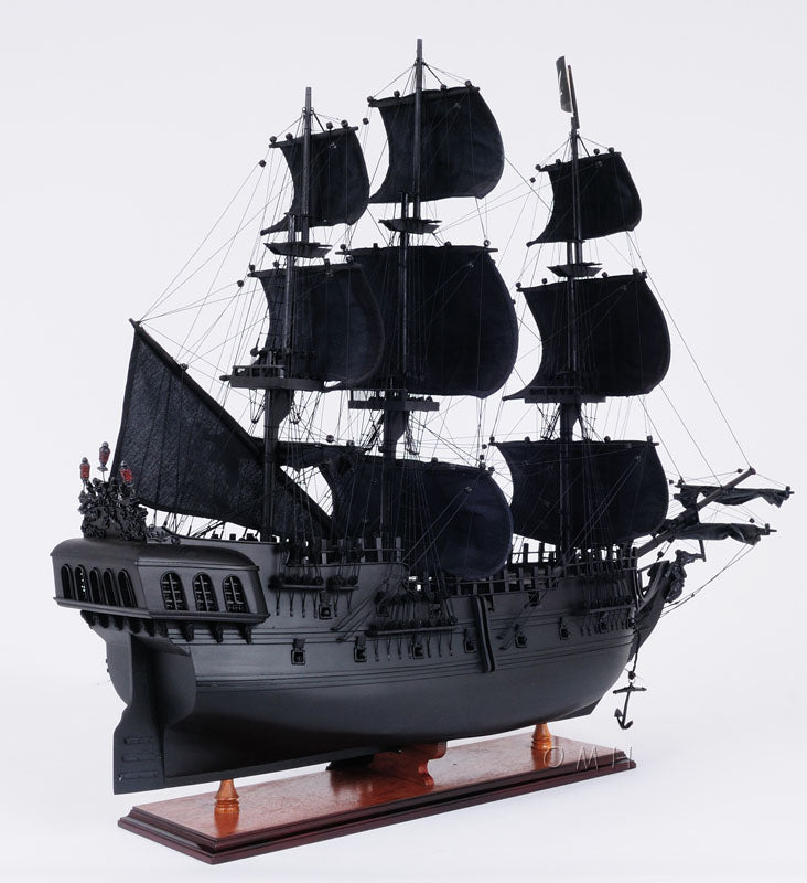 Exclusive Edition "The Black Pearl" Hand Built Model Ship 29"