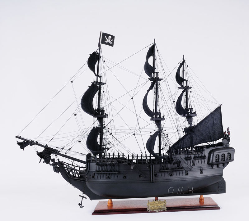 Exclusive Edition "The Black Pearl" Hand Built Model Ship 29"