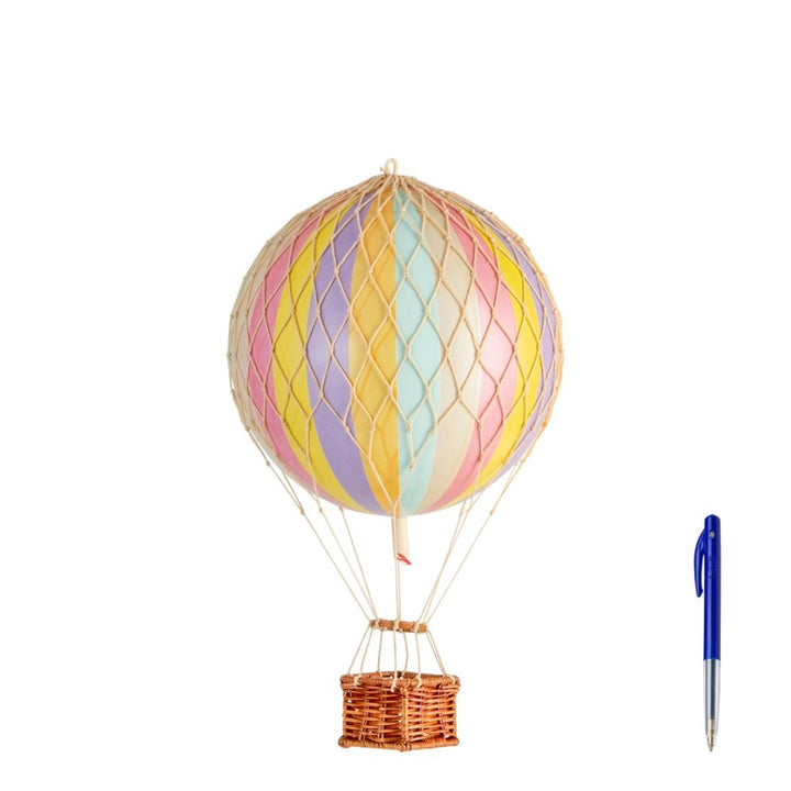 Travels Light Hanging Balloon (Multiple Colors)