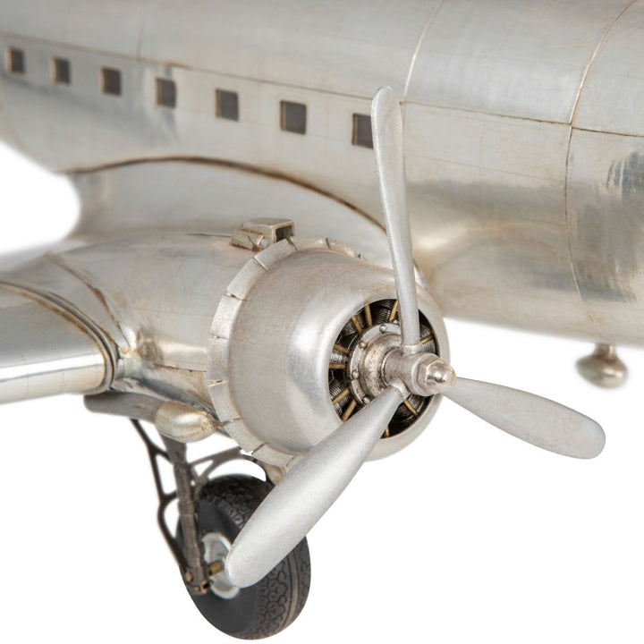 Authentic Models Aluminum Dakota DC-3 "Workhorse Of The Skies" Model Plane AP455