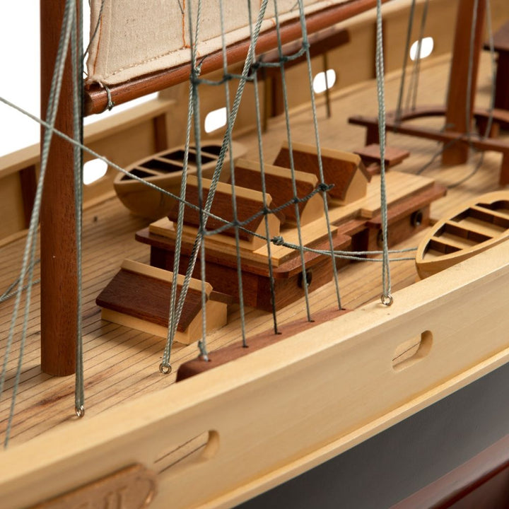 Authentic Models 1963 Bluenose II Schooner Model Boat AS138