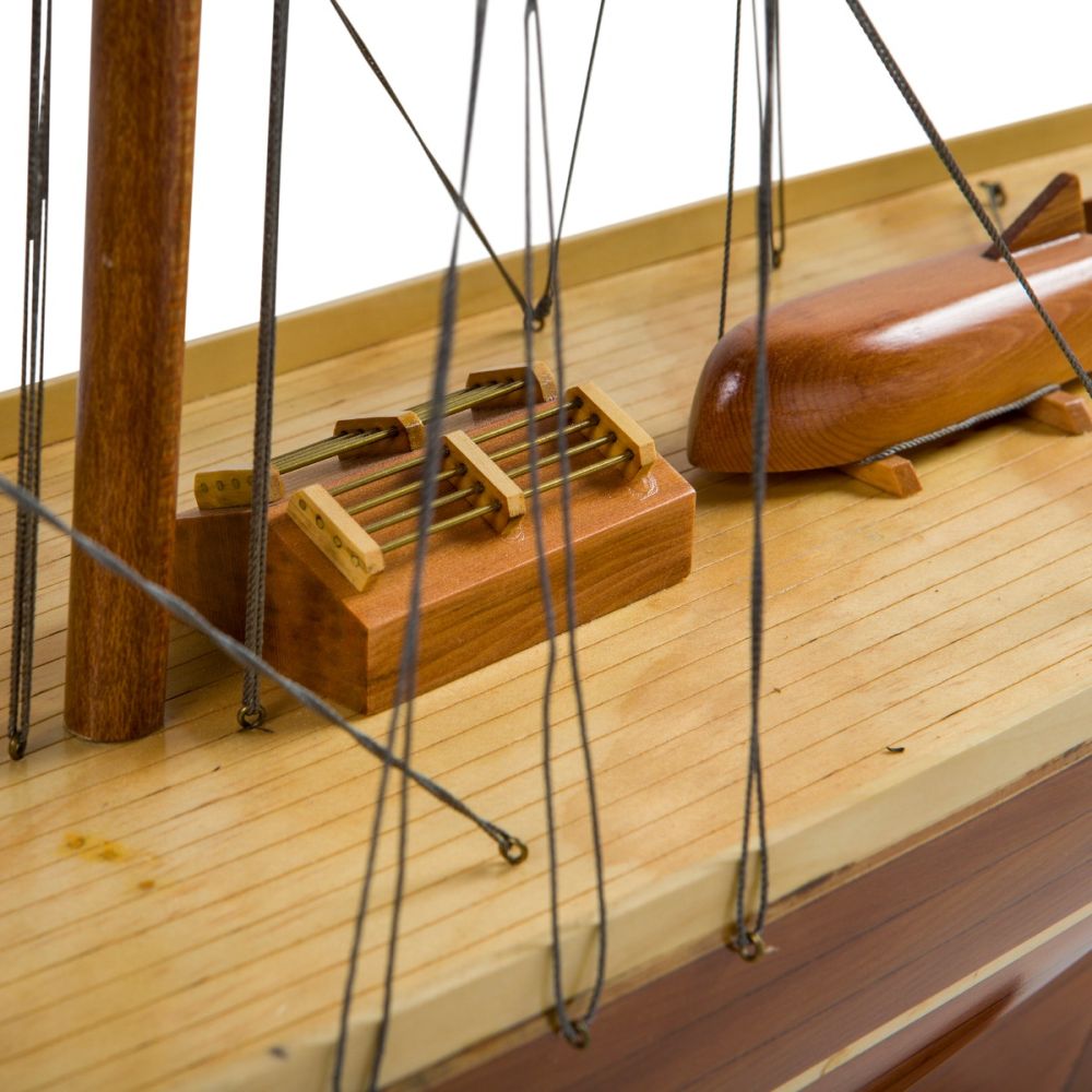 Authentic Models Wooden 1898 Shamrock Yacht Model Boat AS157